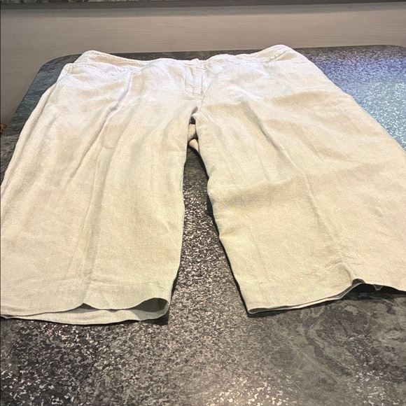 Eileen Fisher beige Linen wide-leg capris / culottes. B5 - Picture 1 of 6